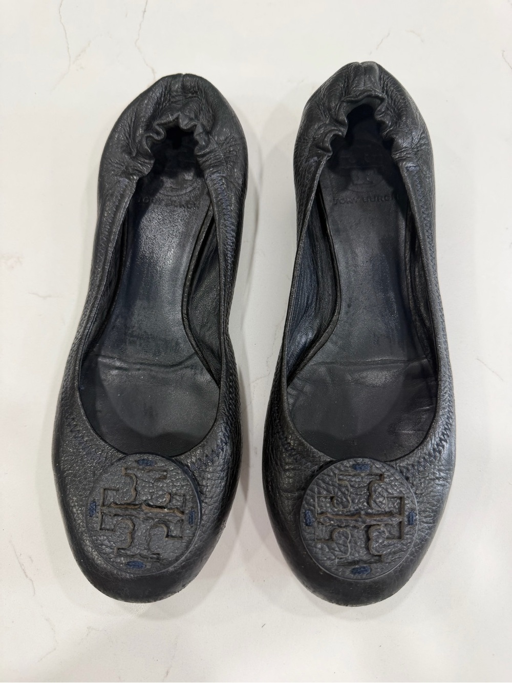 Tory Burch Navy Pebbled Leather Logo Ballet Flats